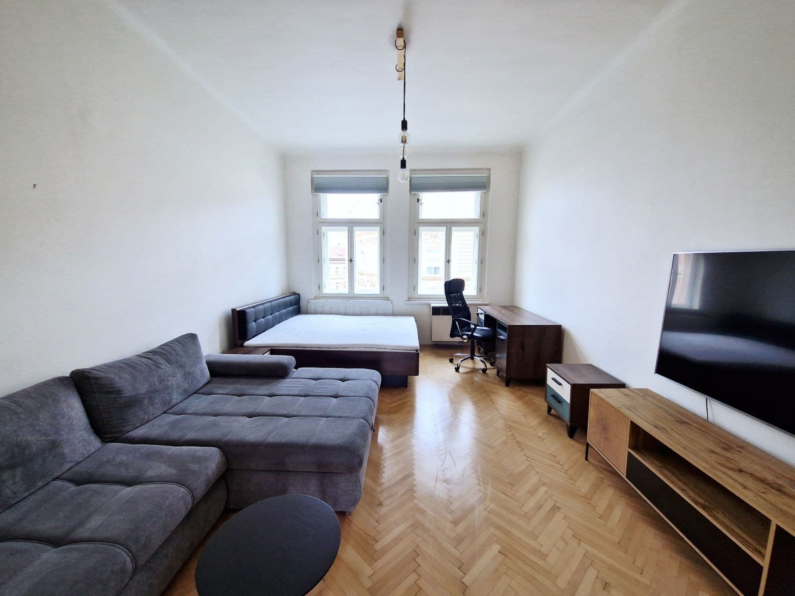 Prenájom bytu  53 m², Budečská, Praha, Praha