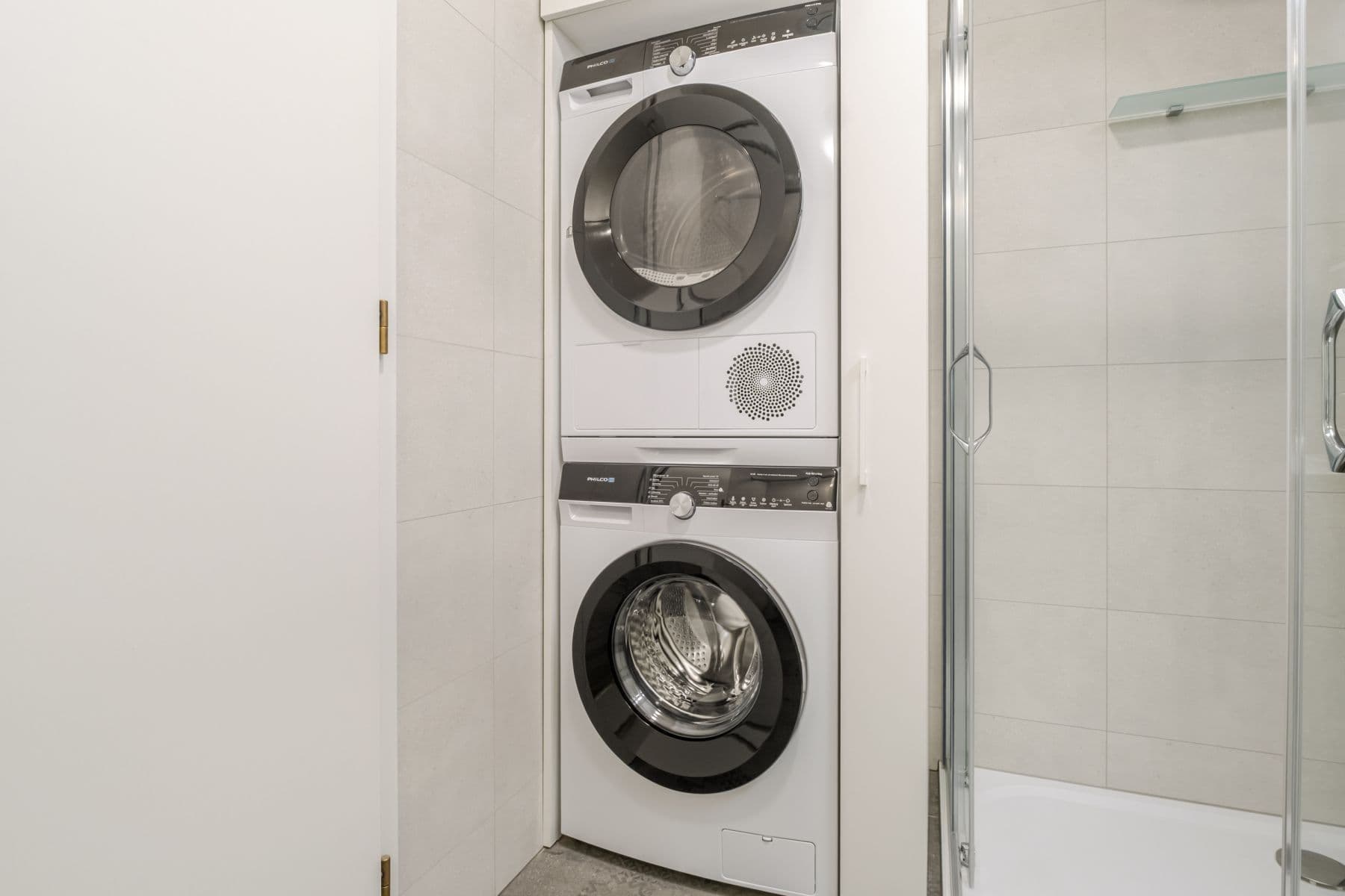 Prenájom bytu  30 m², Veletržní, Praha, Praha