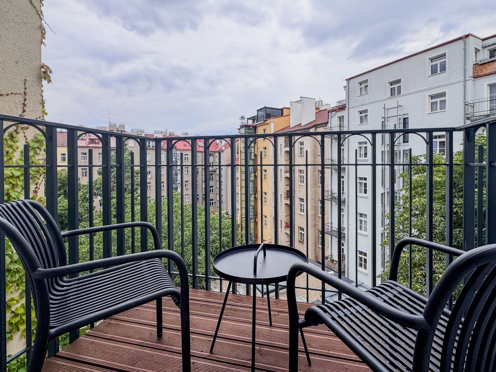 Prenájom bytu  55 m², Na Výšinách, Praha, Praha