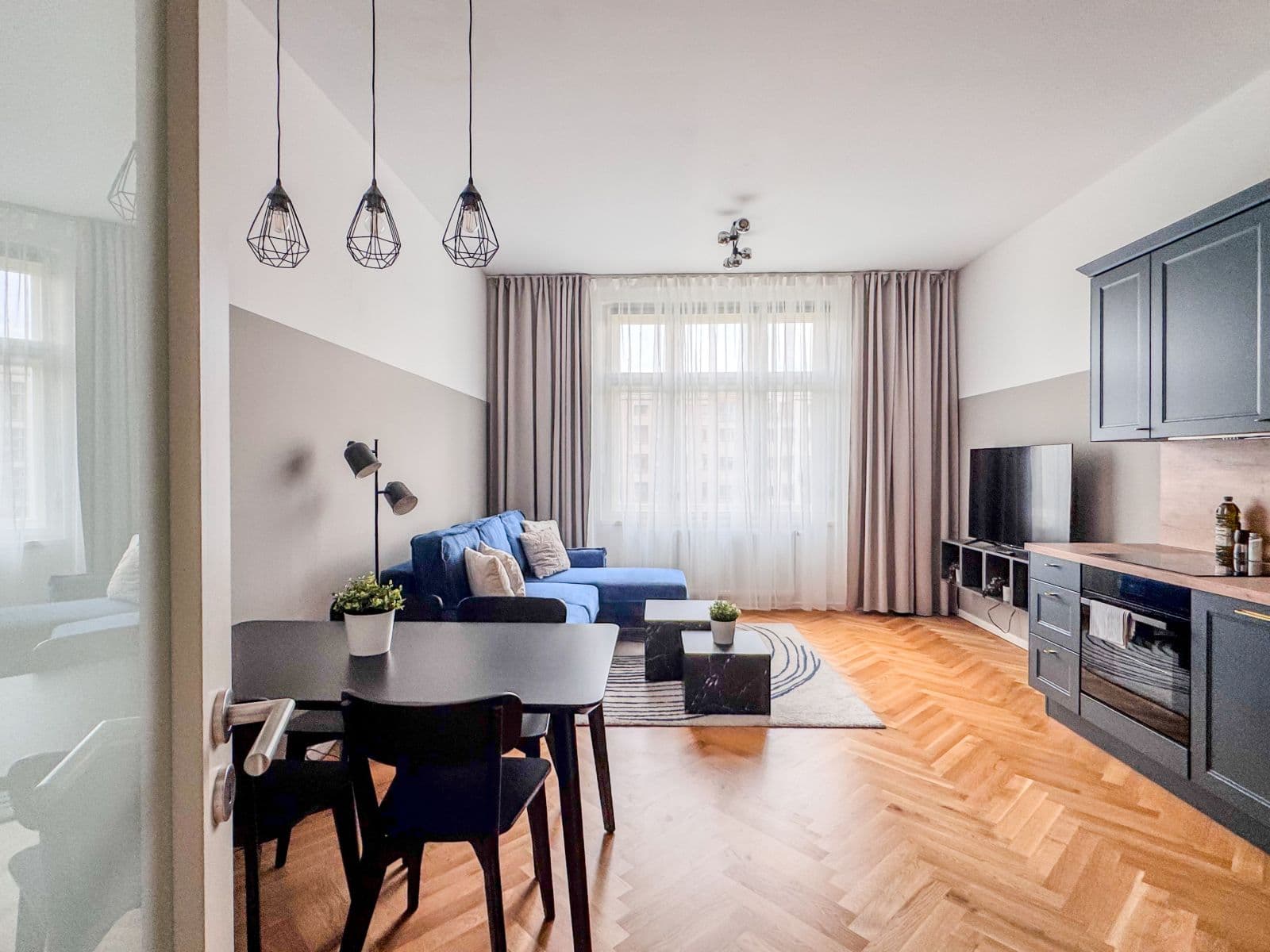 Prenájom bytu  55 m², Na Výšinách, Praha, Praha