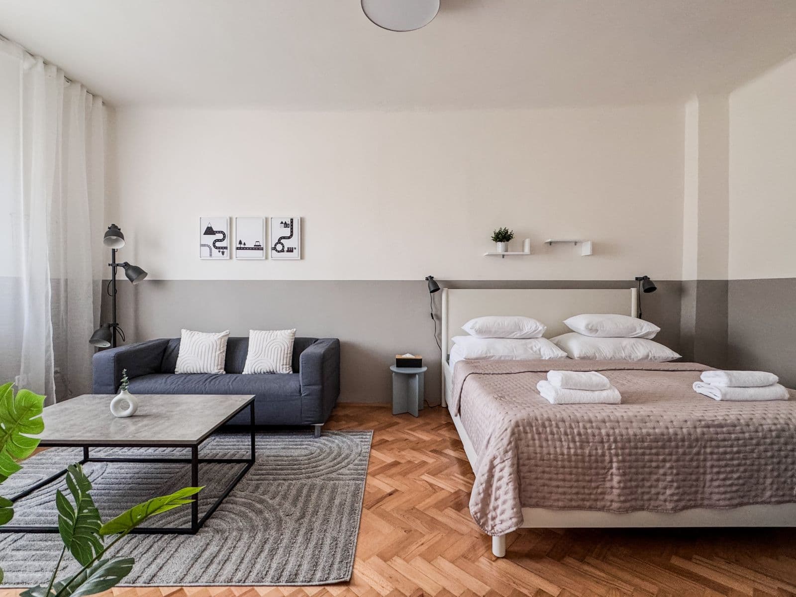 Prenájom bytu 120 m², Šmilovského, Praha, Praha Prenájom bytu 120 m², Šmilovského, Praha, Praha