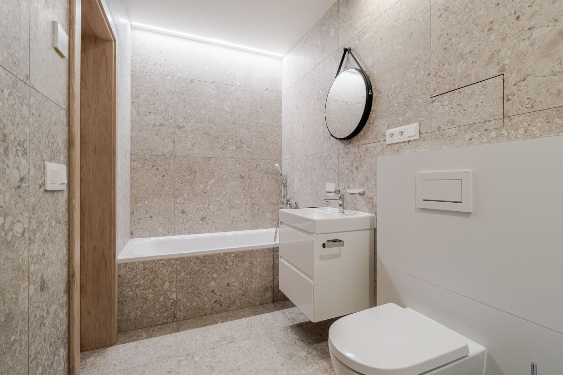 Prenájom bytu  45 m², Svatoslavova, Praha, Praha