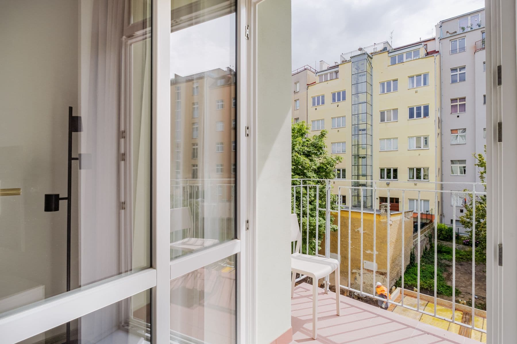 Prenájom bytu  45 m², Svatoslavova, Praha, Praha