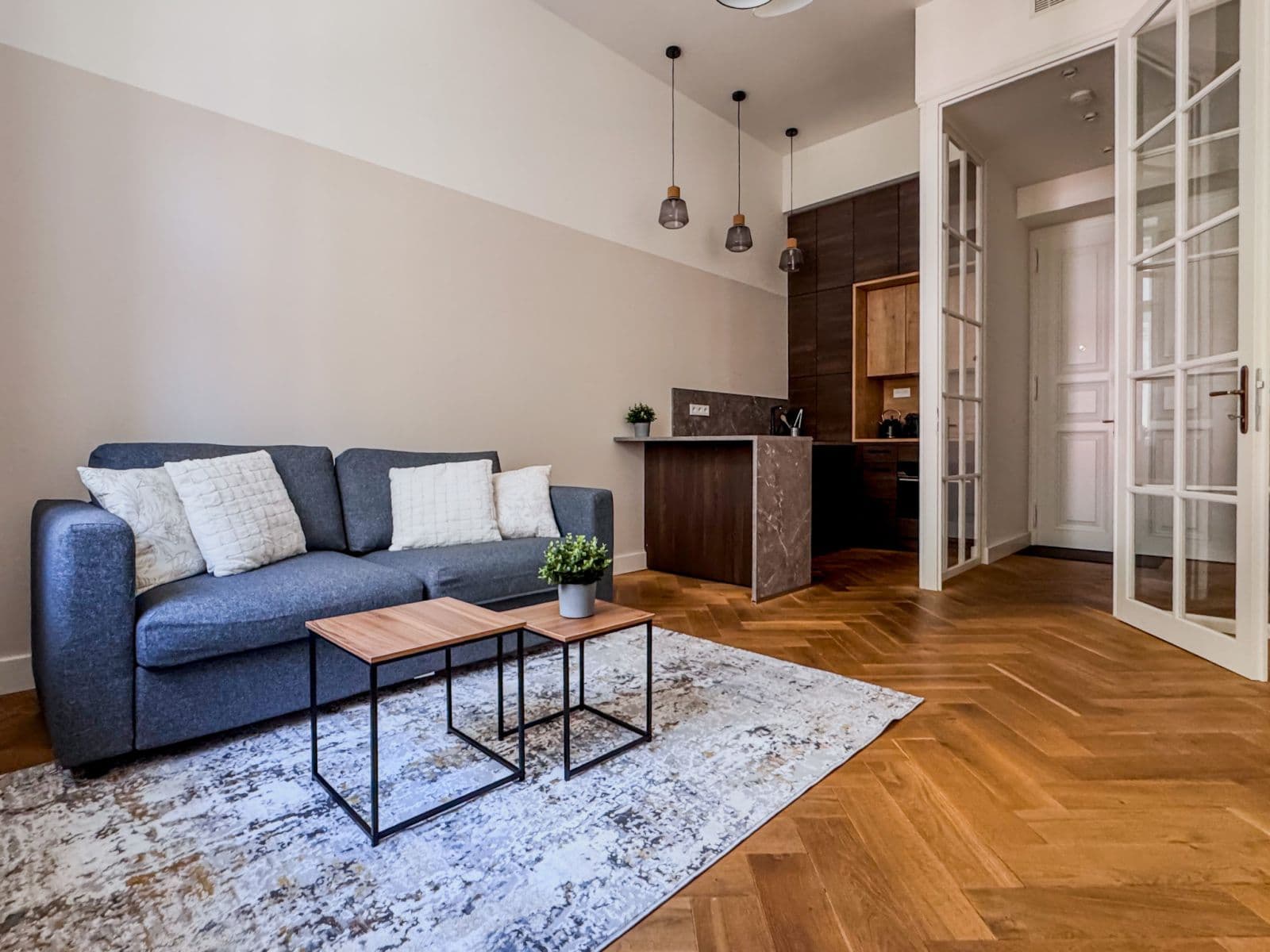 Prenájom bytu  40 m², Dlážděná, Praha, Praha