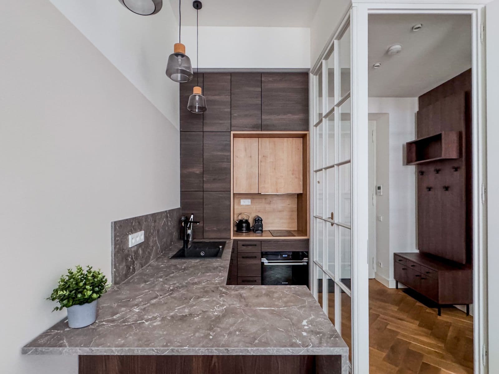 Prenájom bytu  40 m², Dlážděná, Praha, Praha