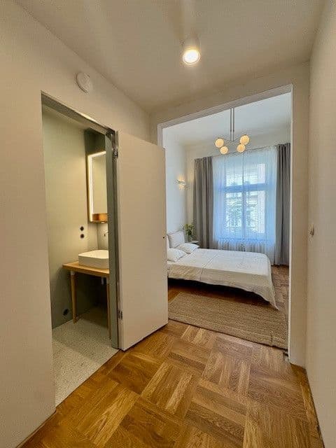 Prenájom bytu  46 m², Buděčská, Praha, Praha
