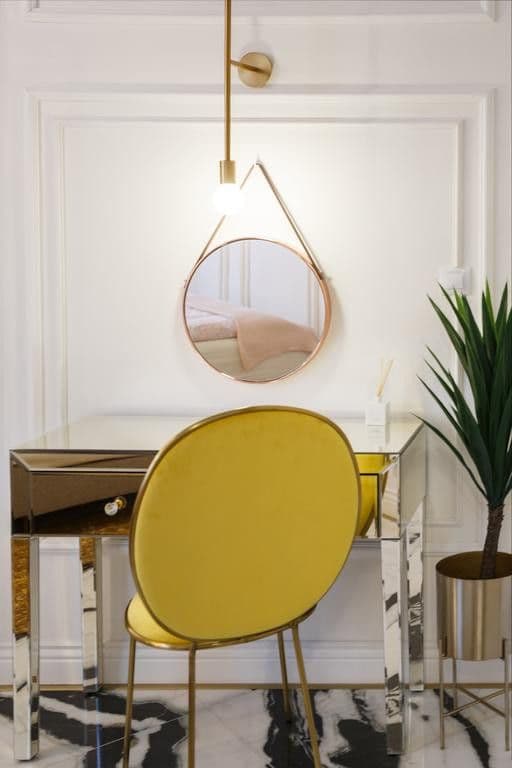 Prenájom bytu  130 m², Opletalova, Praha, Praha