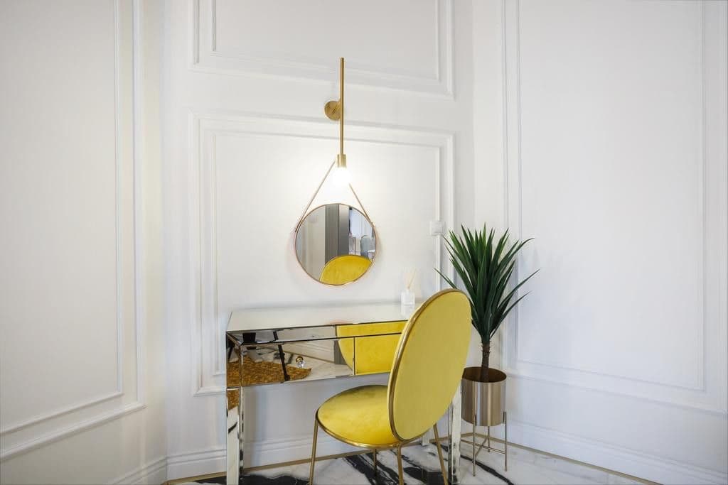 Prenájom bytu  130 m², Opletalova, Praha, Praha