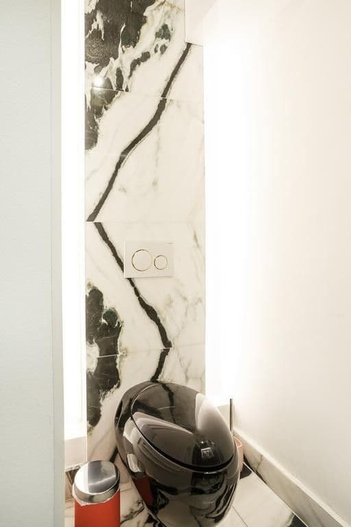 Prenájom bytu  130 m², Opletalova, Praha, Praha