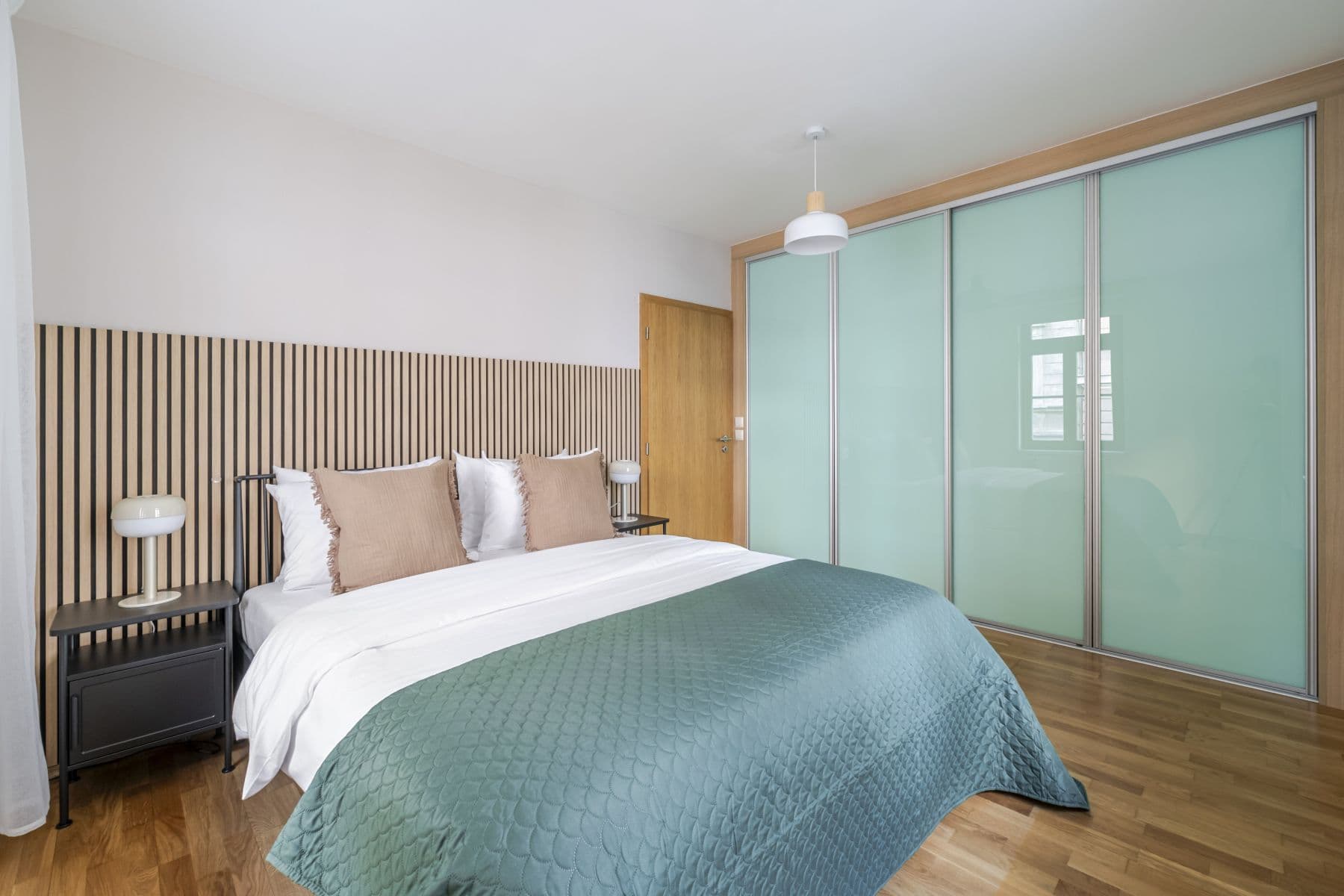 Prenájom bytu  65 m², U Staré sokolovny, Praha, Praha