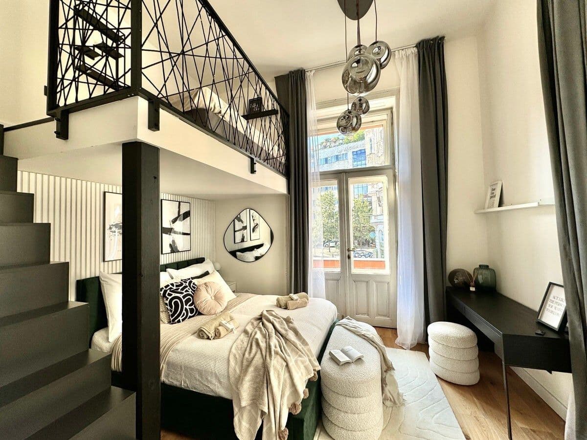 Prenájom bytu  50 m², Křemencova, Praha, Praha