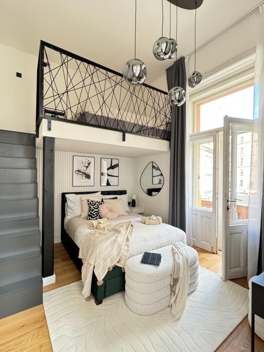 Prenájom bytu  50 m², Křemencova, Praha, Praha