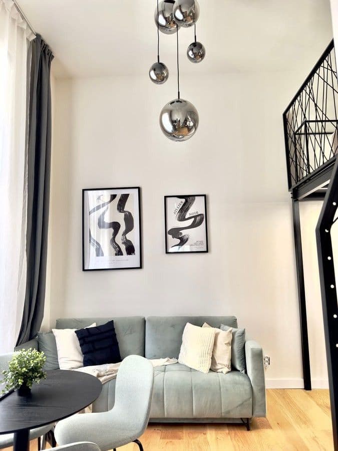 Prenájom bytu  50 m², Křemencova, Praha, Praha