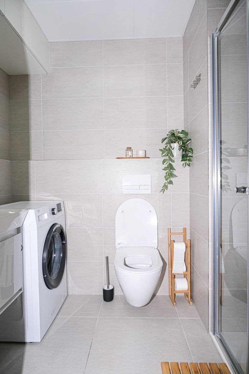 Prenájom bytu  23 m², Plzeňská, Praha, Praha