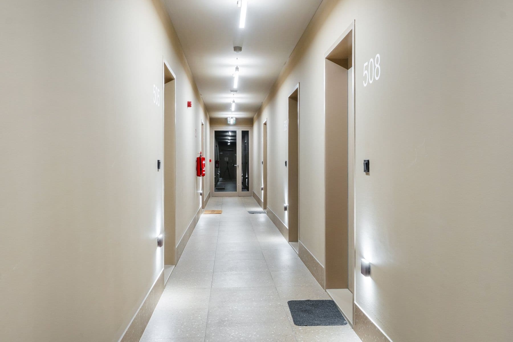 Prenájom bytu  53 m², V Háji, Praha, Praha