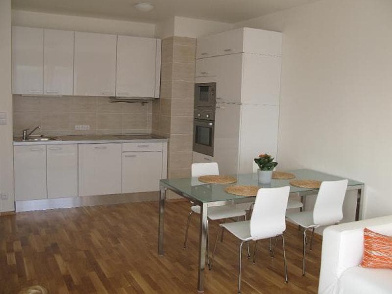 Prenájom bytu 2-izbový 57 m², Na Císařce, Praha, Praha