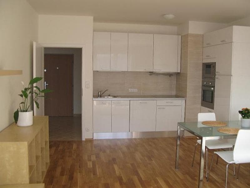 Prenájom bytu 2-izbový 57 m², Na Císařce, Praha, Praha