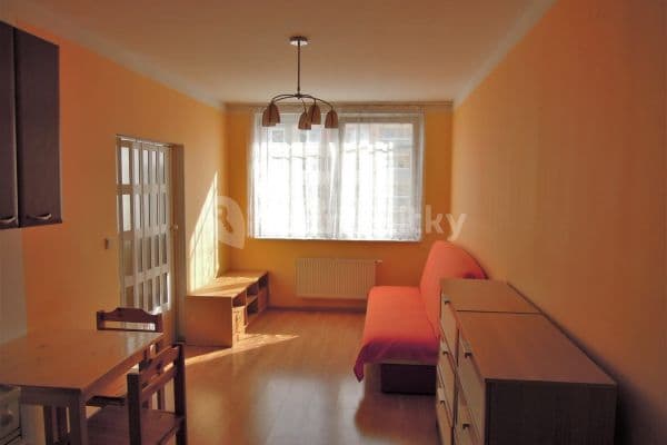 Prenájom bytu 2-izbový 38 m², Hnězdenská, 