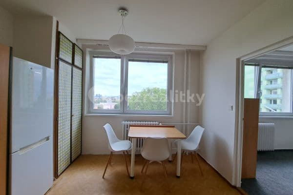 Prenájom bytu 1-izbový 34 m², Budovcova, Brno