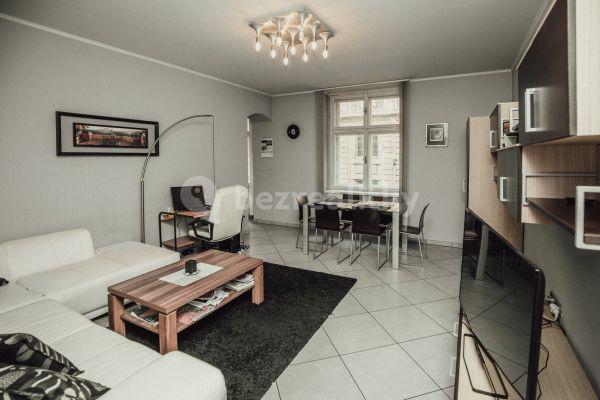 Prenájom bytu 2-izbový 55 m², Ladova, Praha, Praha
