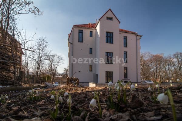 Prenájom bytu 2-izbový 62 m², Holého, Liberec, Liberecký kraj