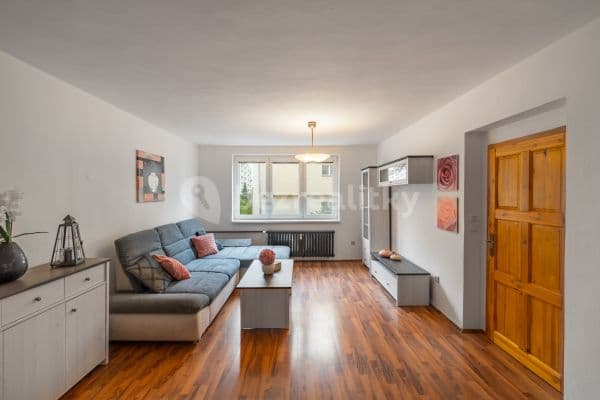 Prenájom bytu 2-izbový 60 m², Irkutská, Hlavní město Praha