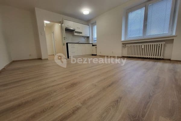Prenájom bytu 1-izbový 28 m², Kapitána Jasioka, Havířov, Moravskoslezský kraj