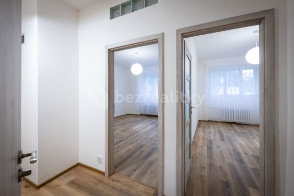 Predaj bytu 2-izbový 50 m², Podolská, Hlavní město Praha