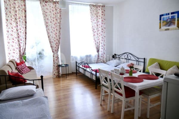 Prenájom bytu  55 m², Ruská, Teplice, Ústecký kraj