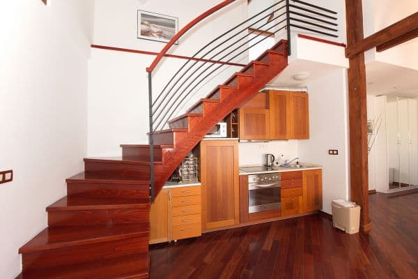 Prenájom bytu  80 m², Dušní, Praha