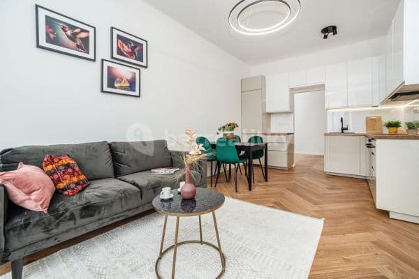 Predaj bytu 3-izbový 83 m², Vinohradská, Praha, Praha