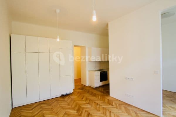 Prenájom bytu 2-izbový 38 m², Janovského, Hlavní město Praha