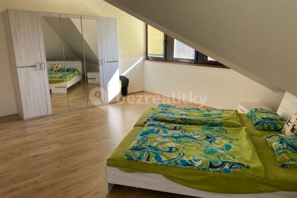 Prenájom bytu 2-izbový 54 m², Mezi Domky, Stráž nad Nisou