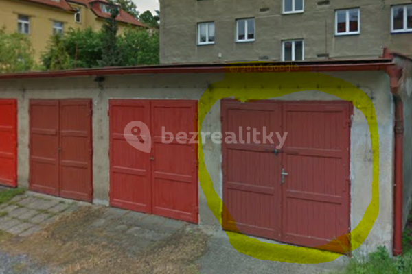 Prenájom garáže 13 m², Nad Husovými sady, Praha