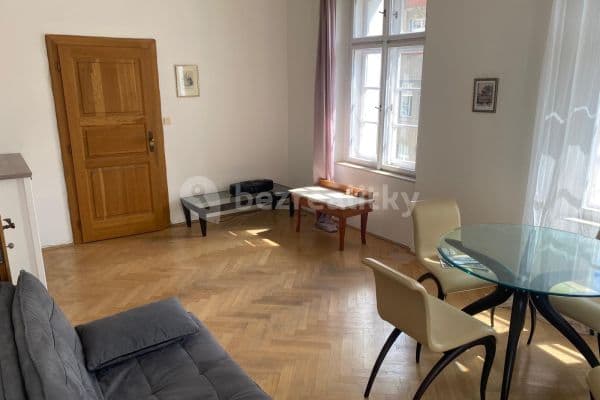 Prenájom bytu 2-izbový 45 m², Karmelitská, Praha