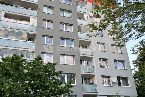 Prenájom bytu 3-izbový 77 m², Petržílkova, Hlavní město Praha