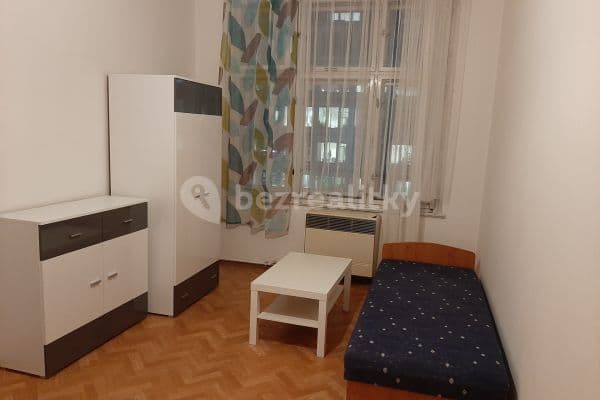 Prenájom bytu 2-izbový 52 m², Pobřežní, Hlavní město Praha