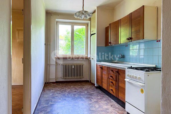 Predaj bytu 3-izbový 78 m², Komenského, 