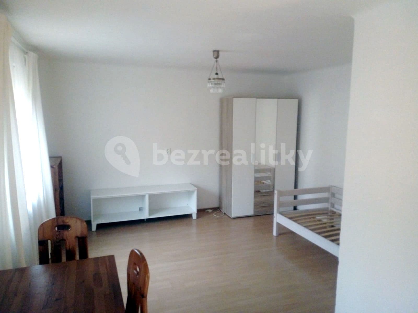 Prenájom bytu 1-izbový 36 m², Stallichova, Praha, Praha Prenájom bytu 1-izbový 36 m², Stallichova, Praha, Praha