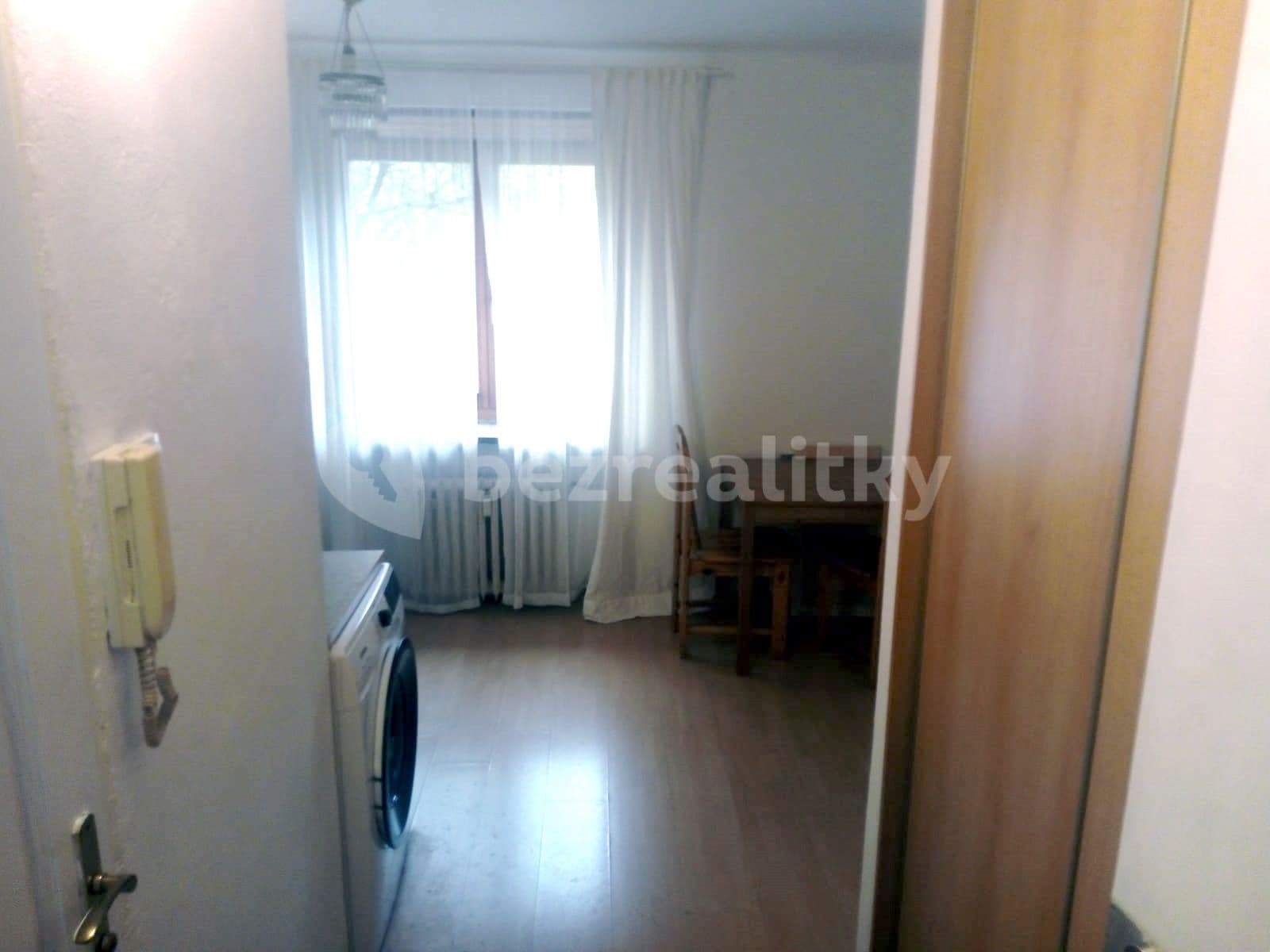 Prenájom bytu 1-izbový 36 m², Stallichova, Praha, Praha Prenájom bytu 1-izbový 36 m², Stallichova, Praha, Praha