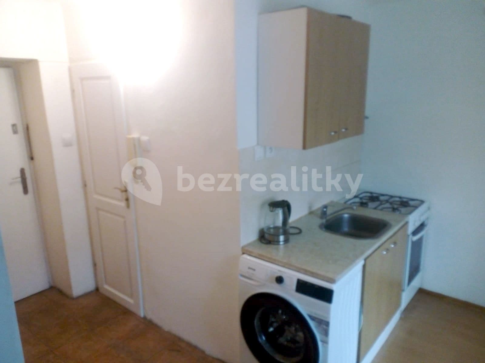 Prenájom bytu 1-izbový 36 m², Stallichova, Praha, Praha Prenájom bytu 1-izbový 36 m², Stallichova, Praha, Praha