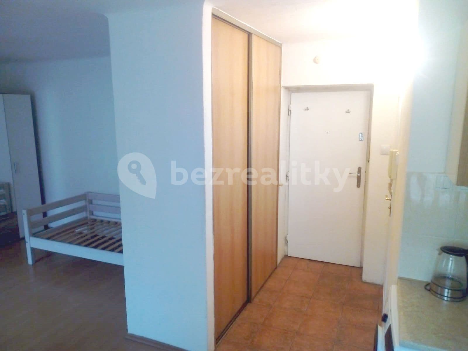 Prenájom bytu 1-izbový 36 m², Stallichova, Praha, Praha Prenájom bytu 1-izbový 36 m², Stallichova, Praha, Praha