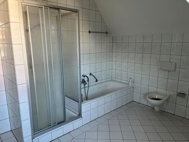 Prenájom bytu 2-izbový 76 m², Leipzig, Sasko Prenájom bytu 2-izbový 76 m², Leipzig, Sasko