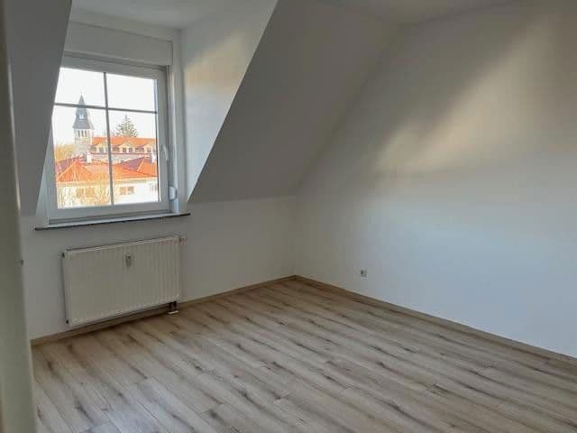 Prenájom bytu 2-izbový 76 m², Leipzig, Sasko Prenájom bytu 2-izbový 76 m², Leipzig, Sasko