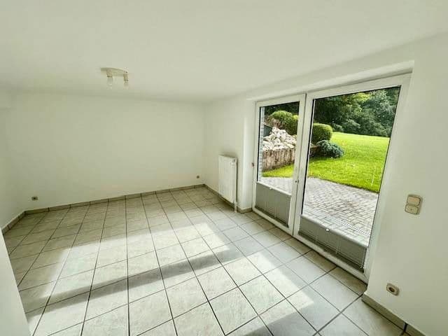 Predaj domu 200 m², pozemek 5.480 m², Luhkamp 5, Bispingen, Dolné Sasko Predaj domu 200 m², pozemek 5.480 m², Luhkamp 5, Bispingen, Dolné Sasko