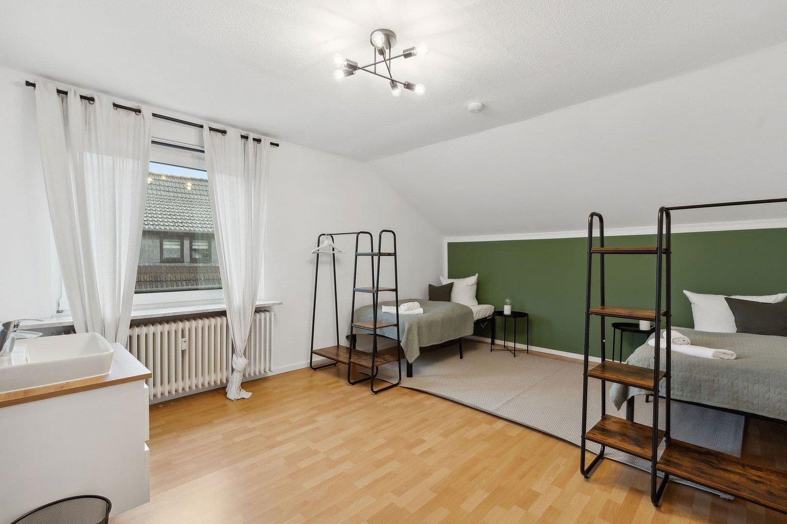 Predaj domu 175 m², pozemek 344 m², Isenbüttel, Dolné Sasko Predaj domu 175 m², pozemek 344 m², Isenbüttel, Dolné Sasko