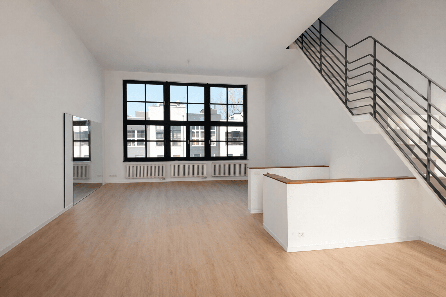 Prenájom domu 200 m², pozemek 246 m², Charlotte-Salomon-Hain 9, Berlin, Berlín Prenájom domu 200 m², pozemek 246 m², Charlotte-Salomon-Hain 9, Berlin, Berlín