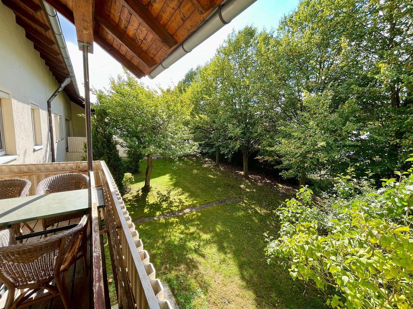 Predaj domu 554 m², pozemek 850 m², Spiegelgartenstr. 40, Herzogenaurach, Bavorsko Predaj domu 554 m², pozemek 850 m², Spiegelgartenstr. 40, Herzogenaurach, Bavorsko