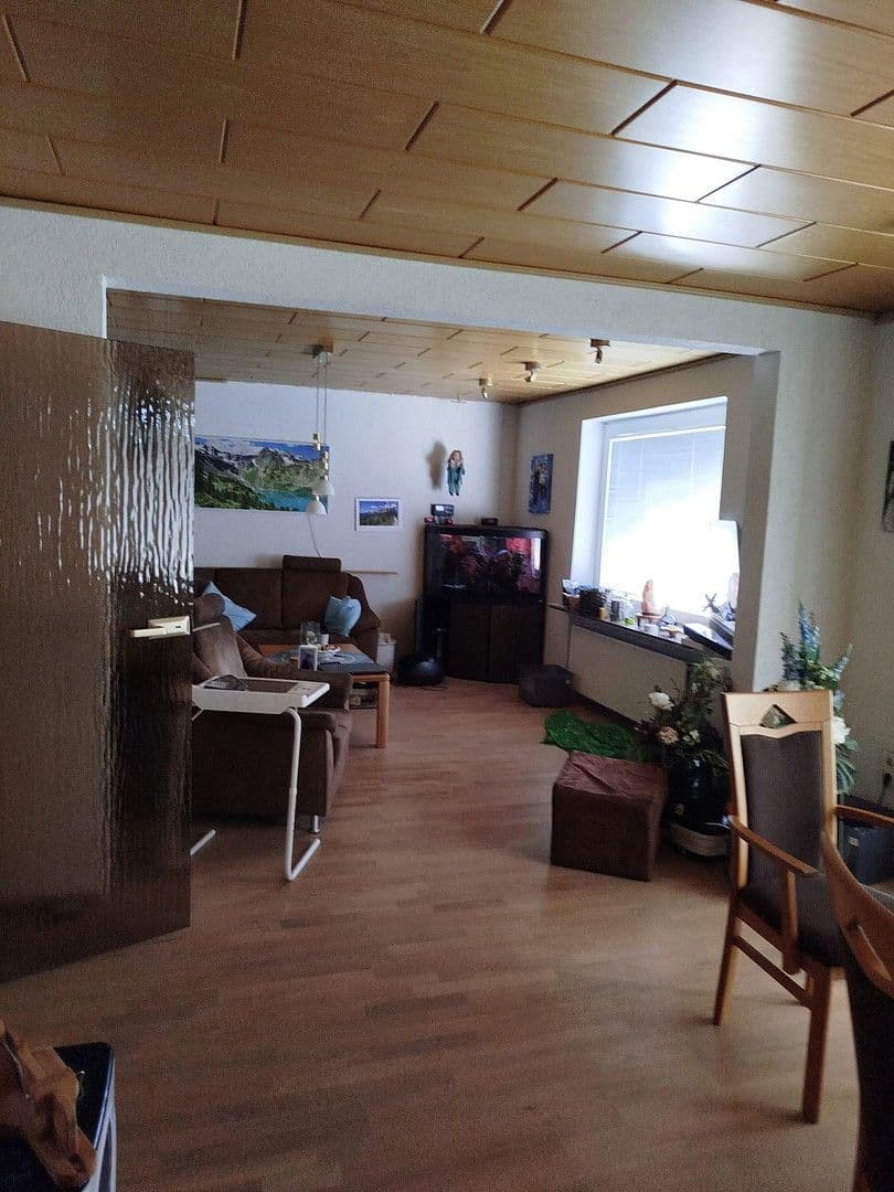 Predaj domu 180 m², pozemek 1.015 m², Springe, Dolné Sasko Predaj domu 180 m², pozemek 1.015 m², Springe, Dolné Sasko