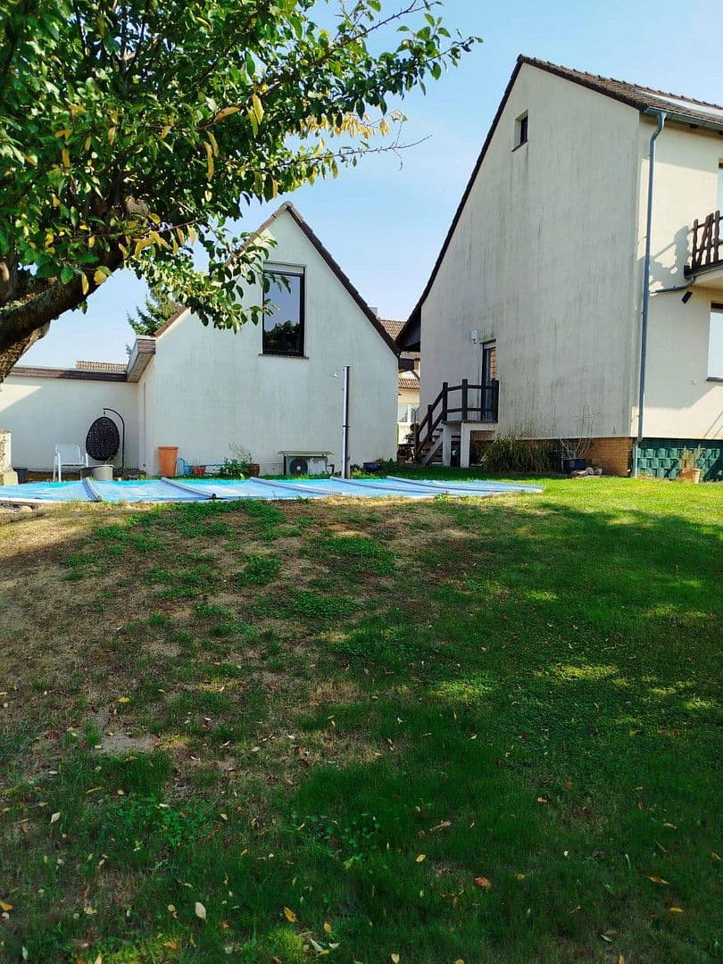 Predaj domu 180 m², pozemek 1.015 m², Springe, Dolné Sasko Predaj domu 180 m², pozemek 1.015 m², Springe, Dolné Sasko